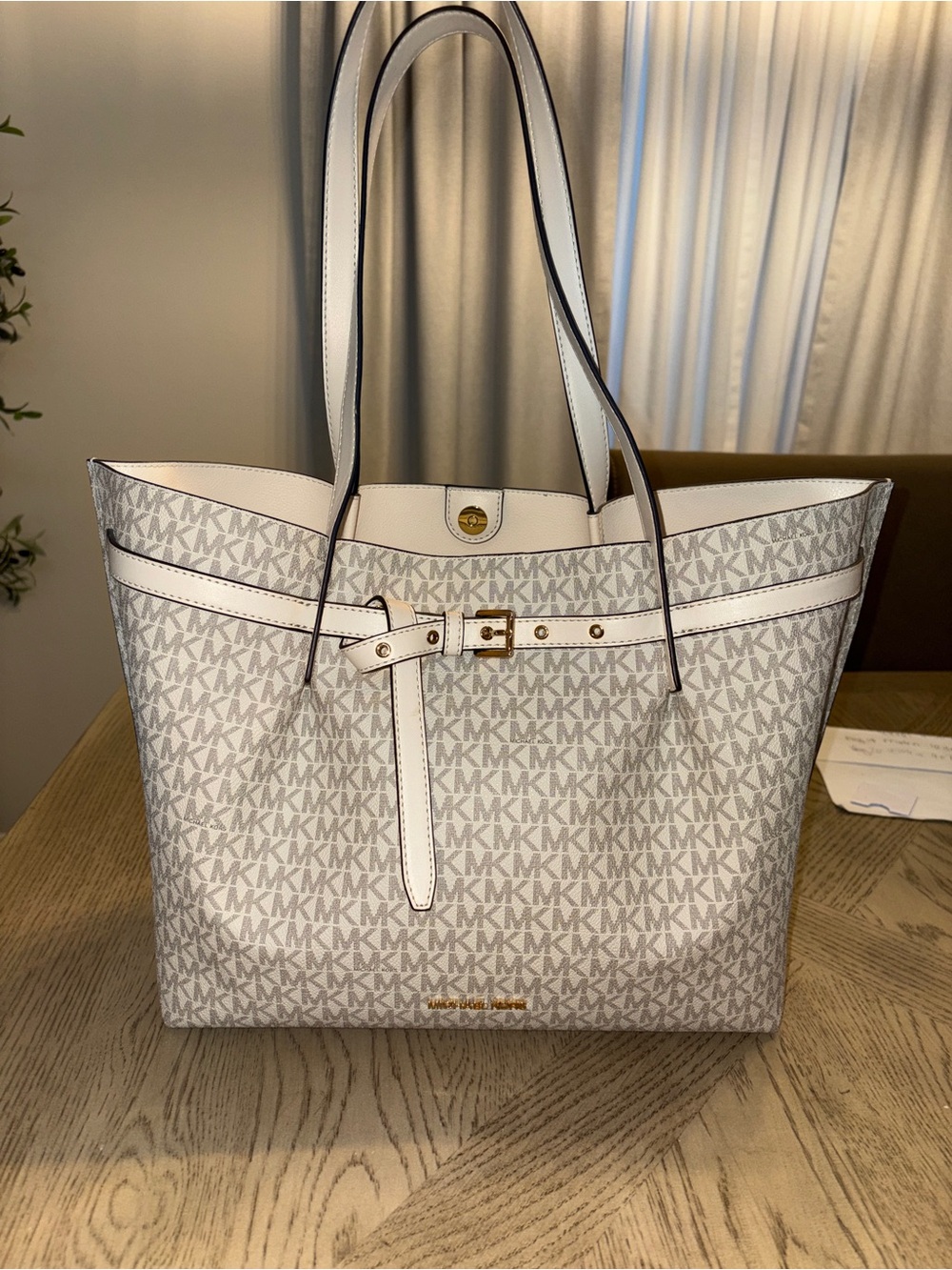 Michael Kors Emilia Logo Large Tote